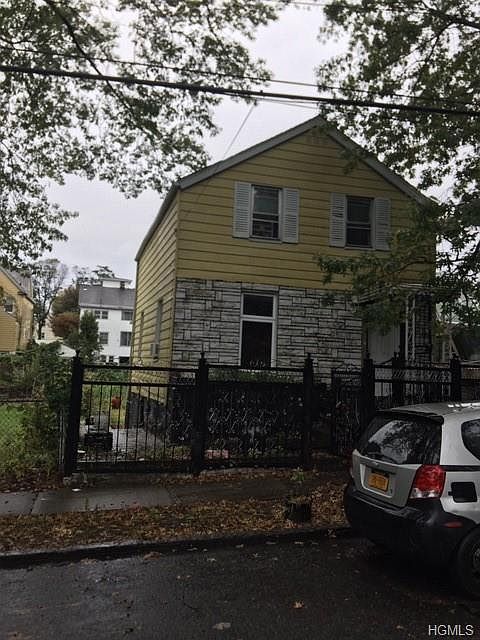 1st image of 444 S 1st Ave