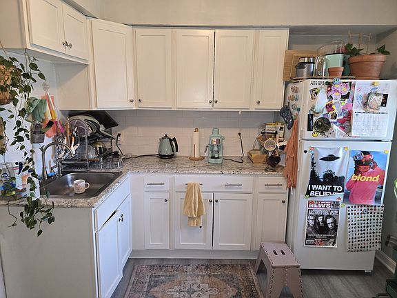 4th image of 47 California St APT 1