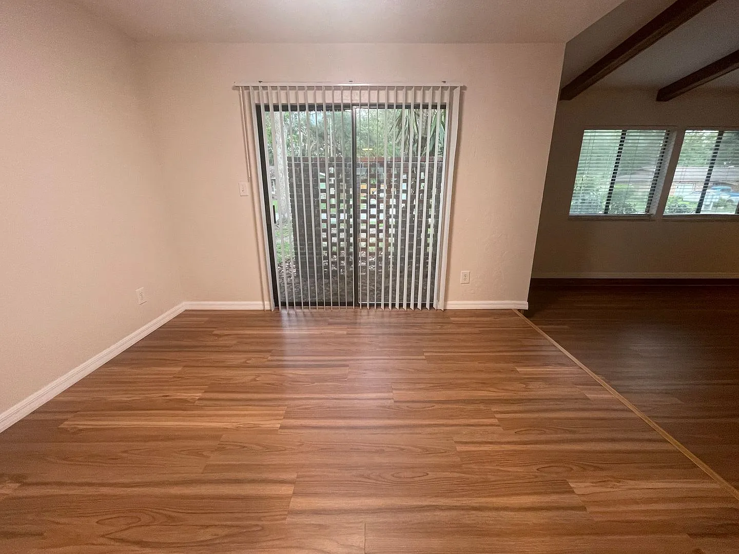 Charming Home in Sought-After Hidden Oaks Community — Photo 4