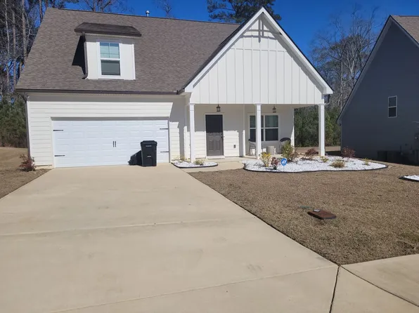 5077 Pond View Dr, Columbus, GA 31907