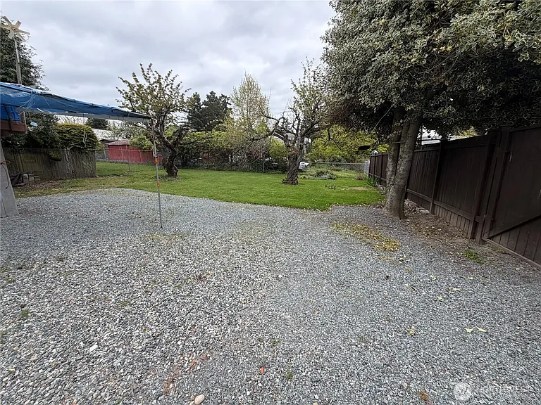 656 SW 149th St — Photo 8