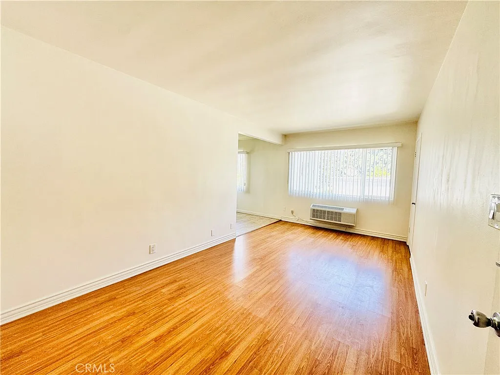 1 bed, 520 sqft, $1,950 — Photo 1