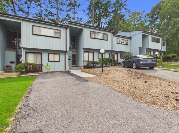 5027 Tall Pines Ct, Raleigh, NC 27609