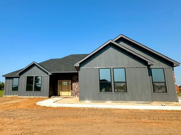 63 Pecan Ridge Rd, Durant, OK 74701