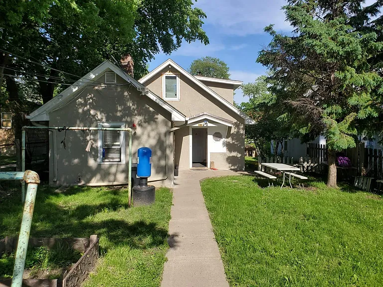 3519 N 4th St — Photo 3