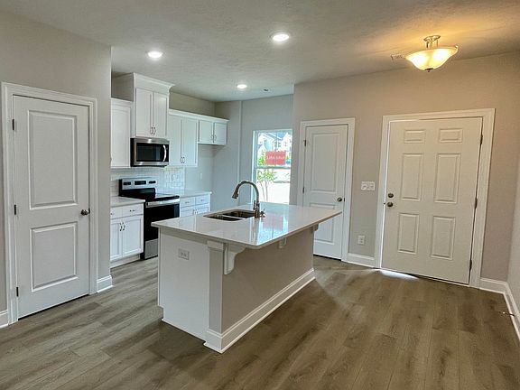2nd image of 713 Endswell Drive #5B