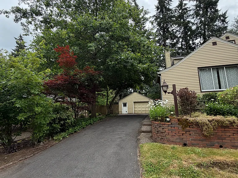 5820 SW Nevada Ct — Photo 7