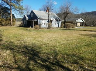 498 Pierpont St, Petersburg, WV 26847