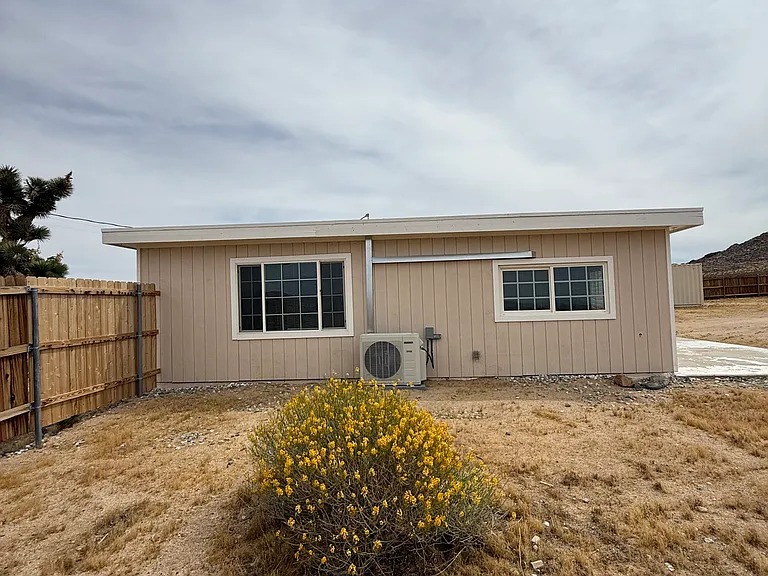 3890 Everett Rd — Photo 18