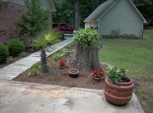 113 Country Oaks Dr, Terry, MS 39170