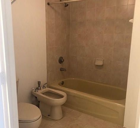 3rd image of 9300 Fontainebleau Blvd #E105