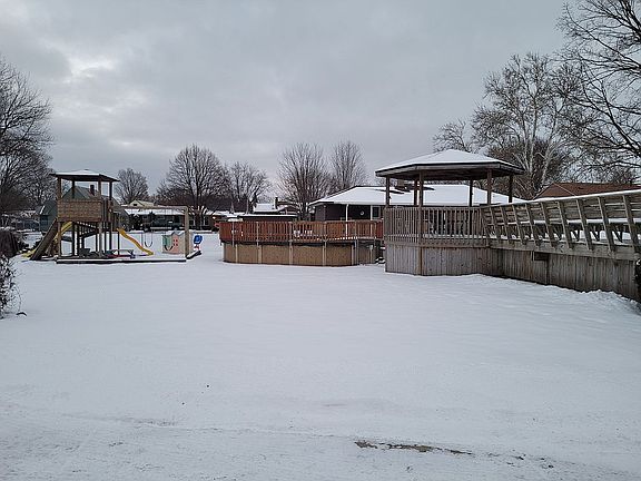 3rd image of 3413 W Harmon Hwy