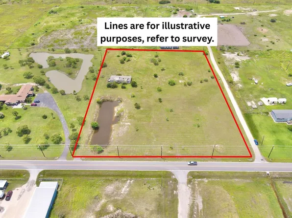 433 Rattlesnake Point Rd, Rockport, TX 78382