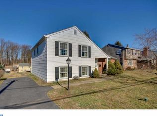 413 Sir Galahad Dr, Brookhaven, PA 19015