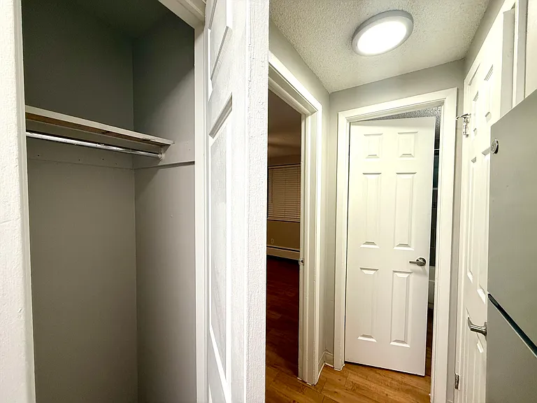 1303 Columbine St #303 — Photo 11