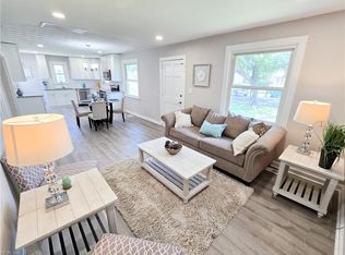 10 Langley Ave, Newport News, VA 23601