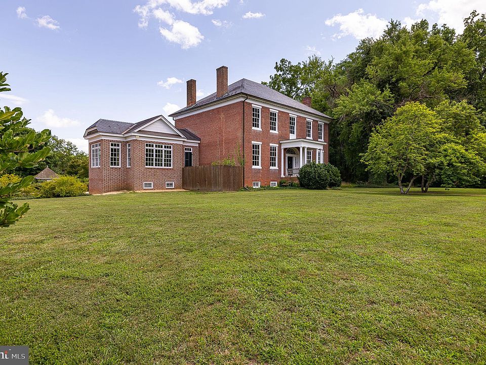 1st image of 2426 Prospect Hill Ln