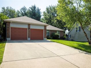 2308 NW 13th St, Blue Springs, MO 64015