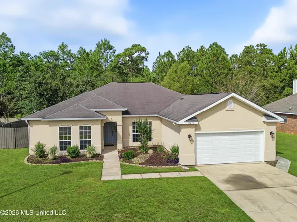 3213 Joy Ln, Ocean Springs, MS 39564