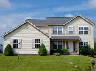 11003 N Stillwater Dr, Dunlap, IL 61525