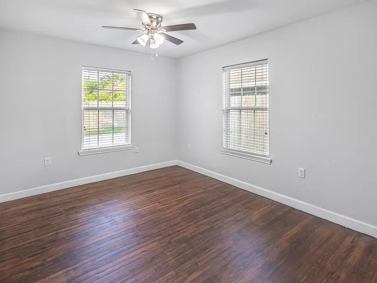 3234 Berry St — Photo 19