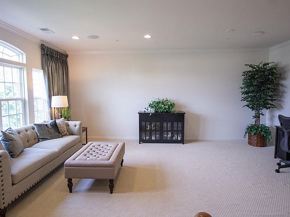 5th image of 7528 Brunson Cir #161