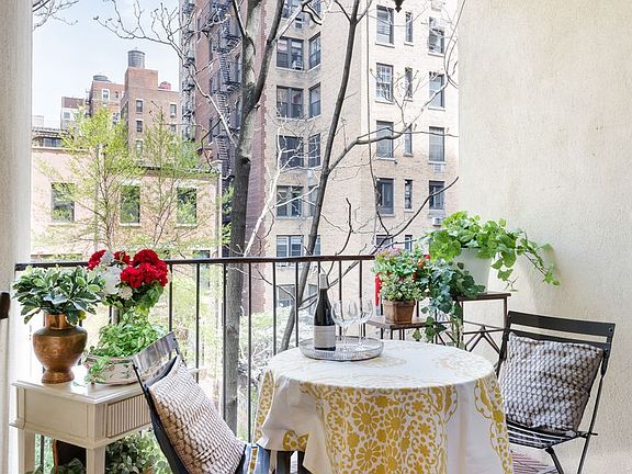 4th image of 307 W 82nd St APT 3B