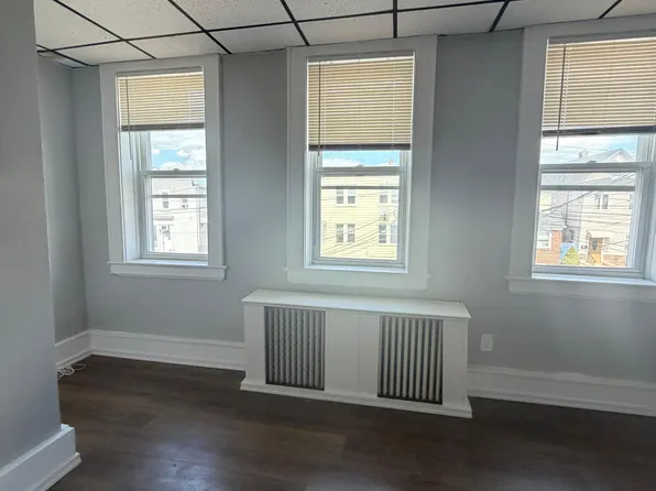 138 Davenport Ave, Newark, NJ 07107