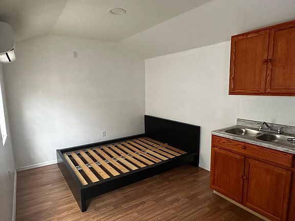 2nd image of 7814 Mandarin Dr