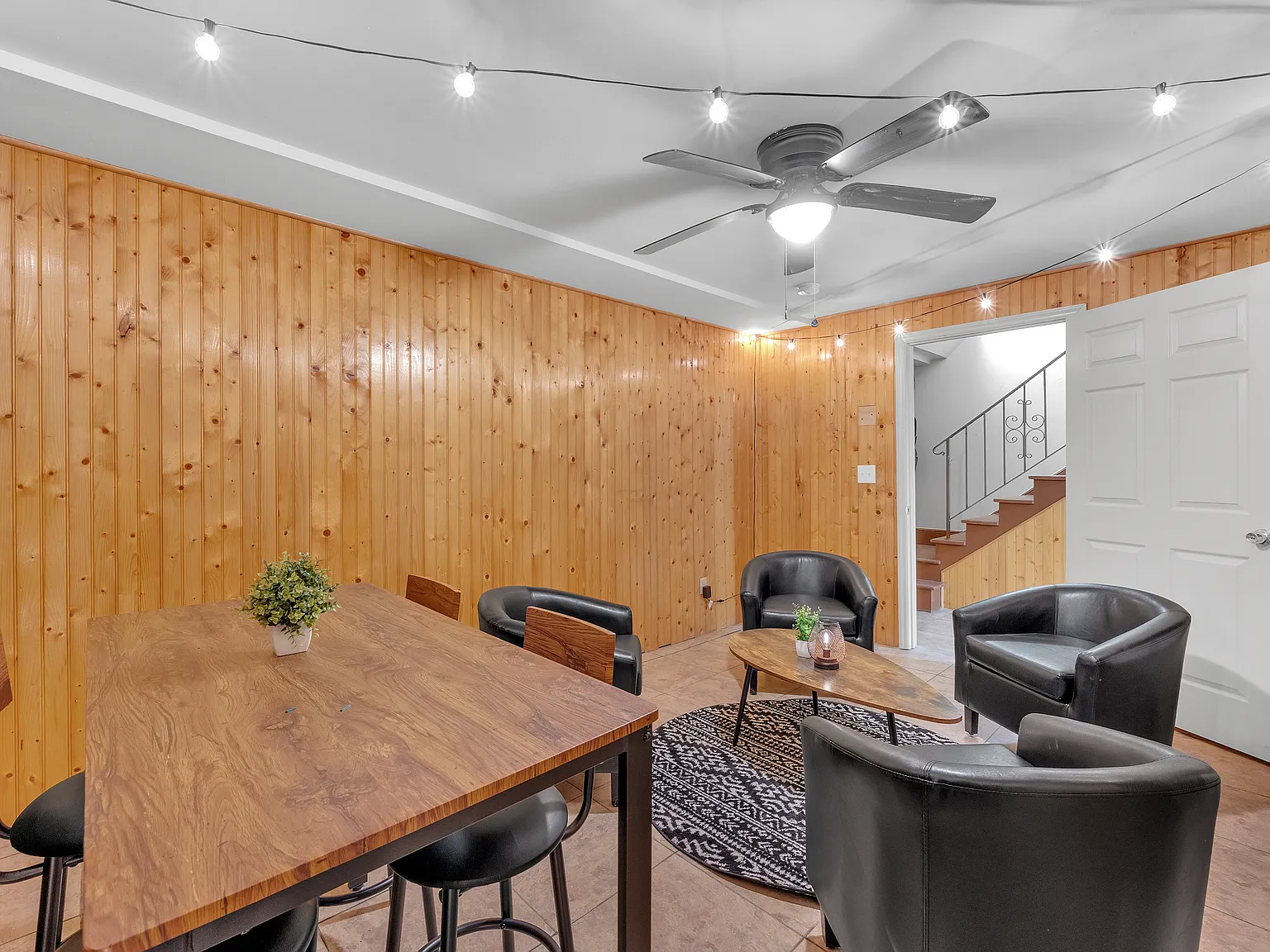 Marlwood Cir, Charlotte — Photo 2