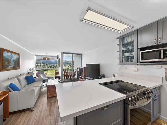 2nd image of 2611 Ala Wai Blvd APT 1603