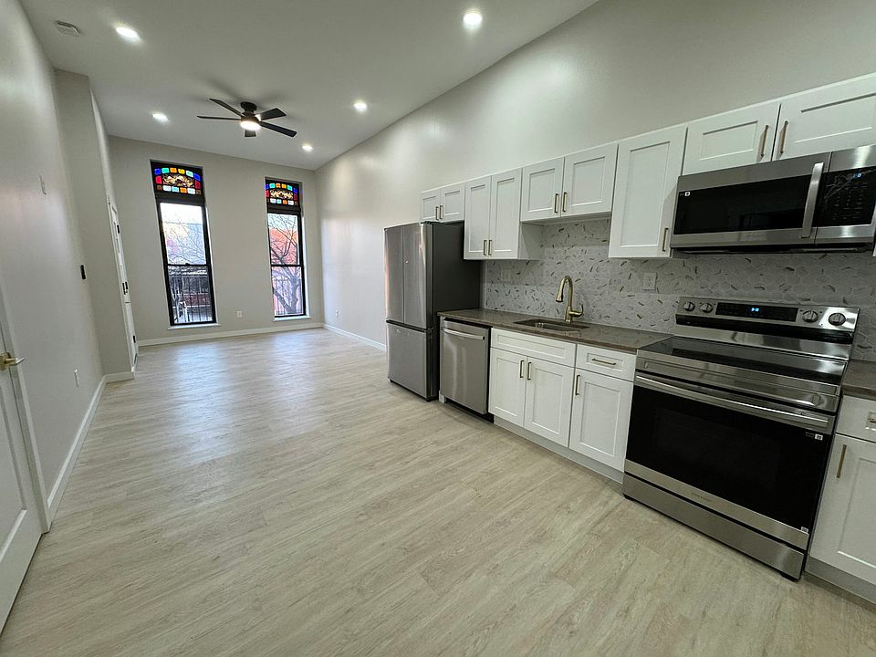1st image of 2416 N Charles St #2