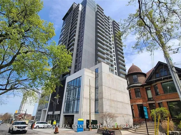 15 Queen St S, Hamilton, ON