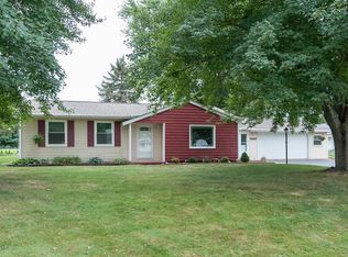 13720 W Tremblay Dr, Vicksburg, MI 49097