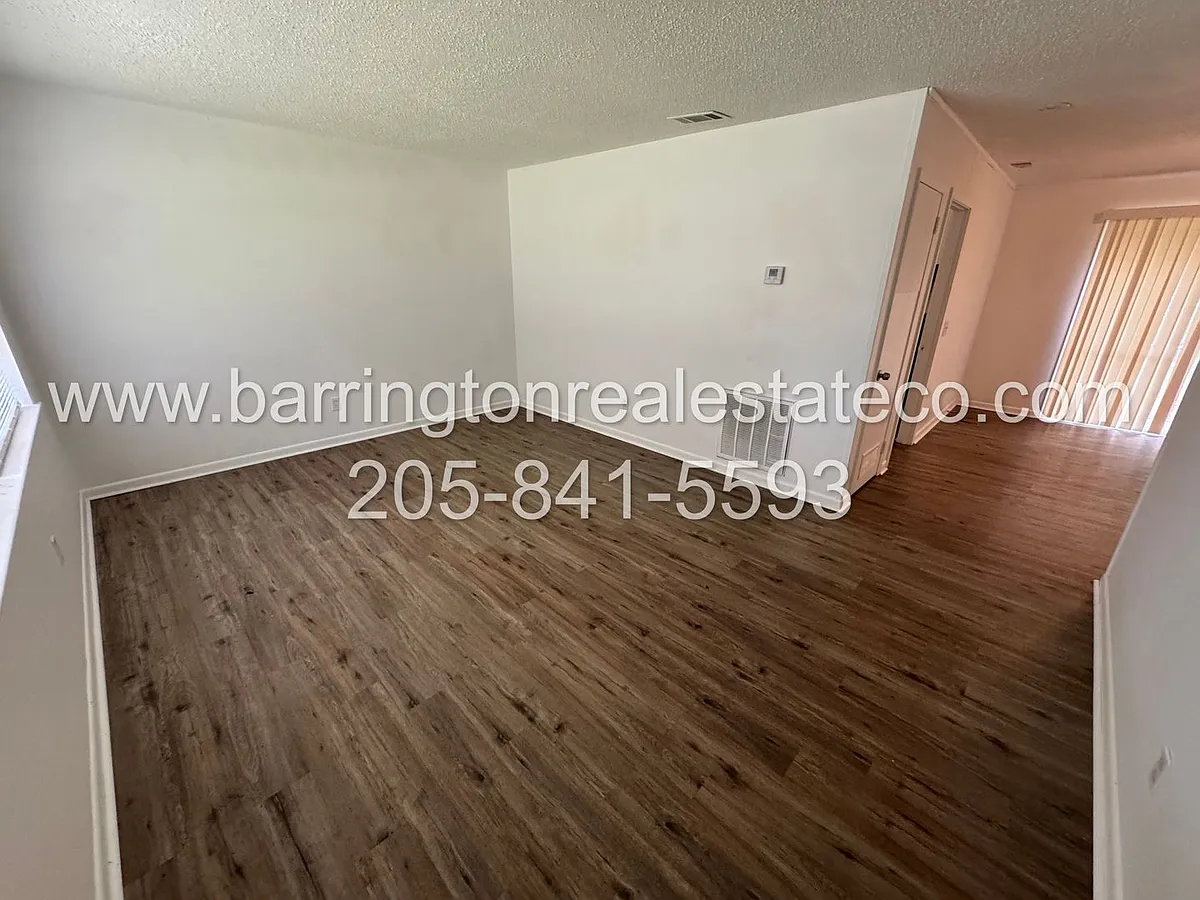 Building Photo - 1500 Cherry Ave