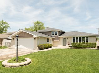 10249 S 84th Ave, Palos Hills, IL