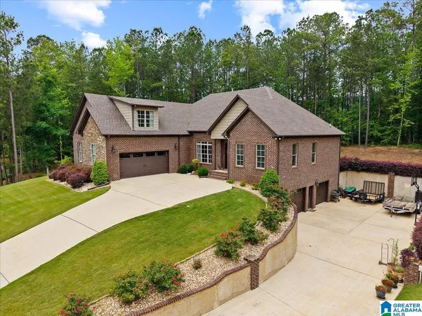 817 Grey Oaks Cv, Pelham, AL 35124