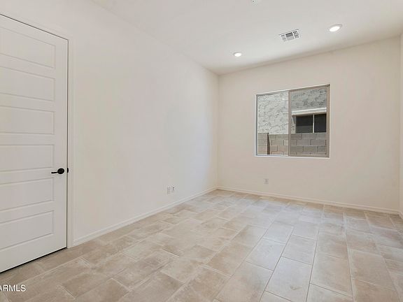 5th image of 14546 W ALEXANDRIA Way
