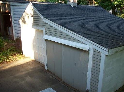 2nd image of 8 Linden St