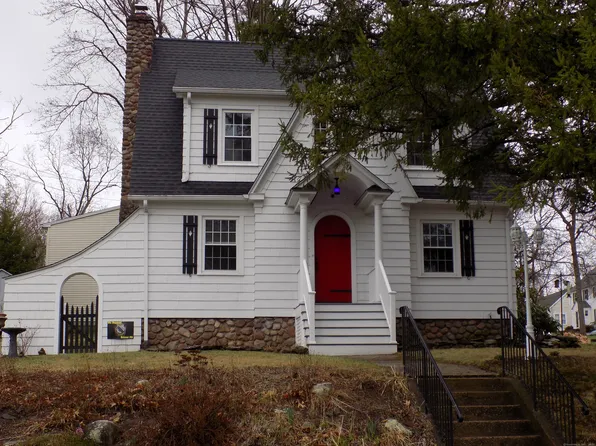 21 Britton Road, Bristol, CT 06010