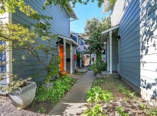 116 17th Ave APT B, Seattle, WA 98122