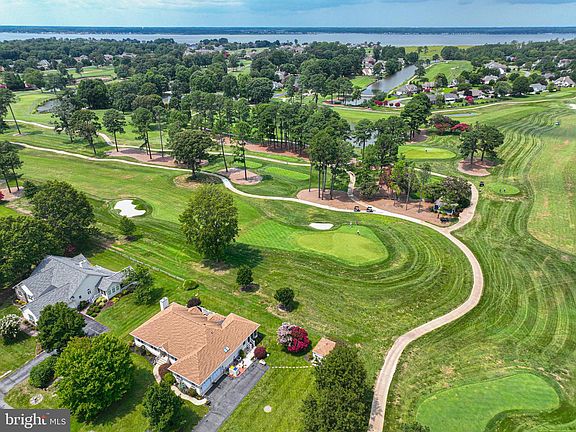 5th image of 19 Windward Way