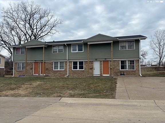 4th image of 2704 Hawthorne Dr