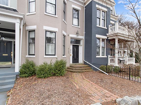 3rd image of 2129 Park Ave #A