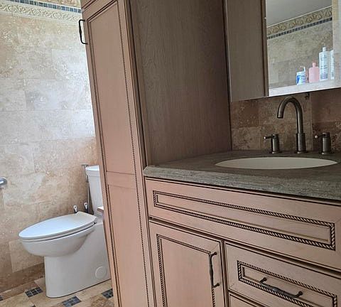 5th image of 201 S Lakeside Dr APT 8