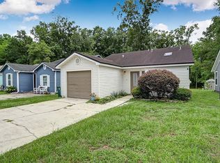 7826 Aquarius Cir S, Jacksonville, FL 32216
