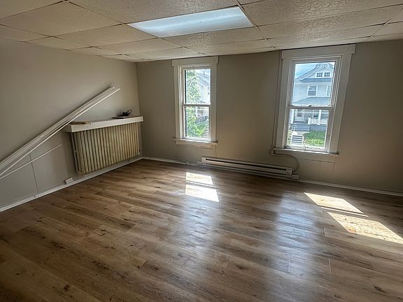 4th image of 20 Parnell Ave #2