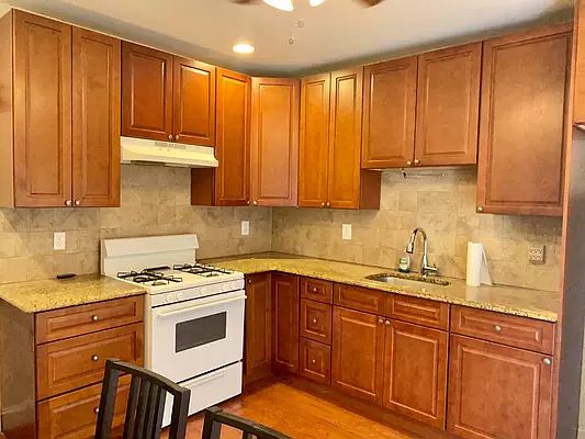 1st image of 145 Hendricks Ave #1