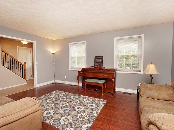 4th image of 12156 Elkwood Dr