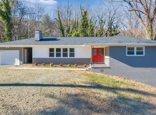 1802 Rainbow Forest Dr, Troutville, VA 24175